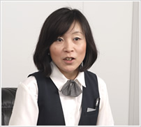 アステラスビジネスサービス株式会社 課長代理 市川美智子様